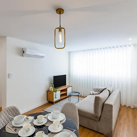 Pestana - In Center, Modern, New And Cozy Апартаменти *